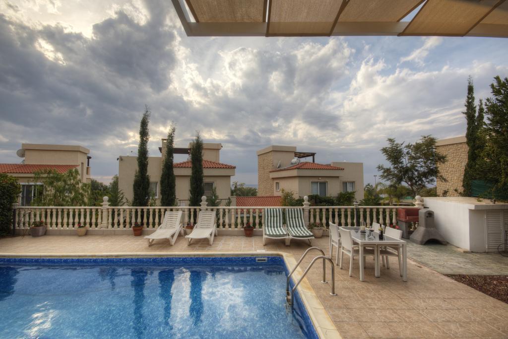 Villa Athina بافوس الغرفة الصورة